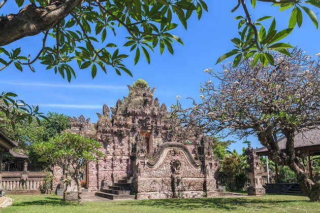 Beji Temple - place to visit in bali trips