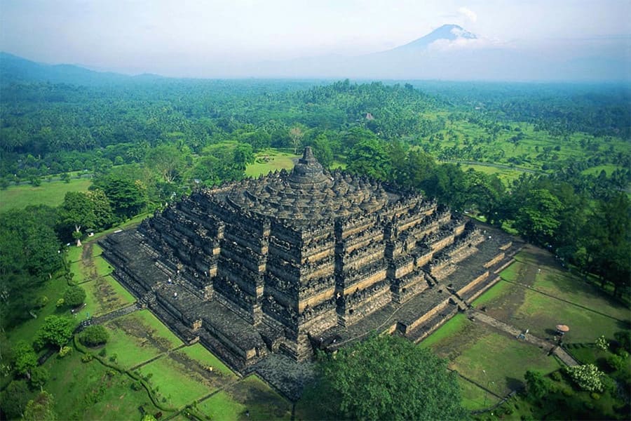 Borobudur - 12 days in indonesia