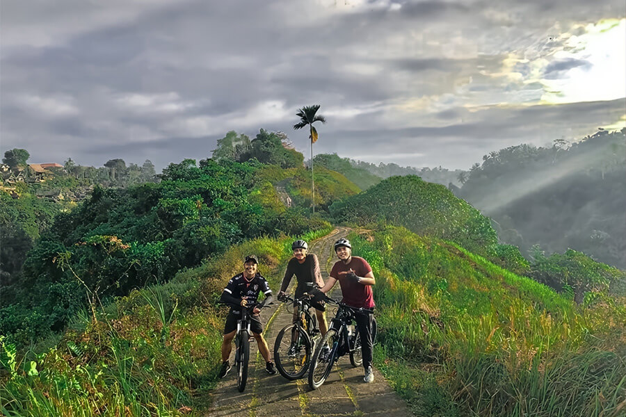 Campuhan Ridge Walk - 12-day indonesia tour