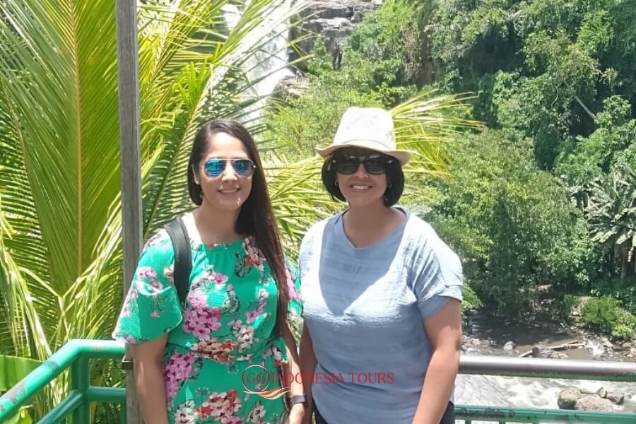 Emma Wilson reviews about indonesia tour packages