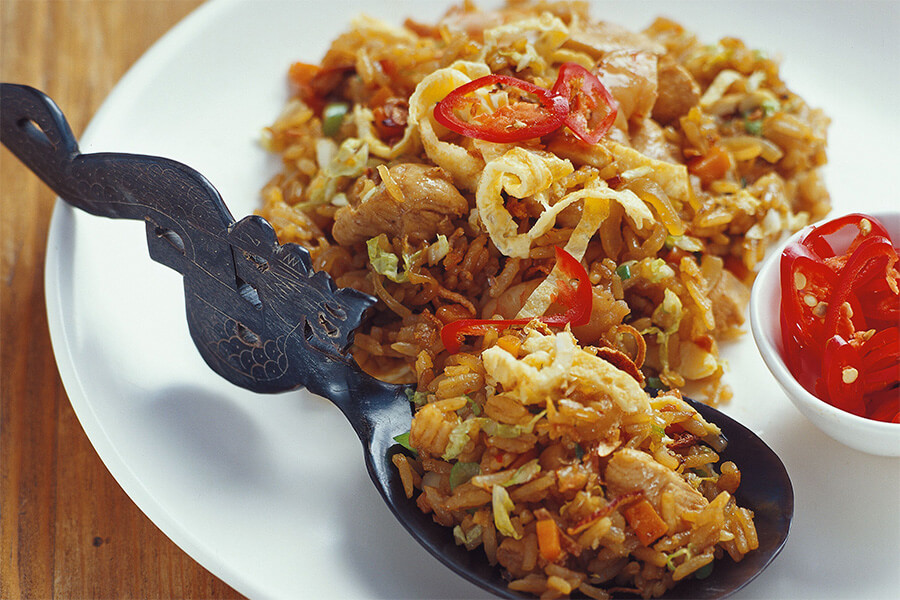How Indonesians Eat Fried Rice Nasi Goreng