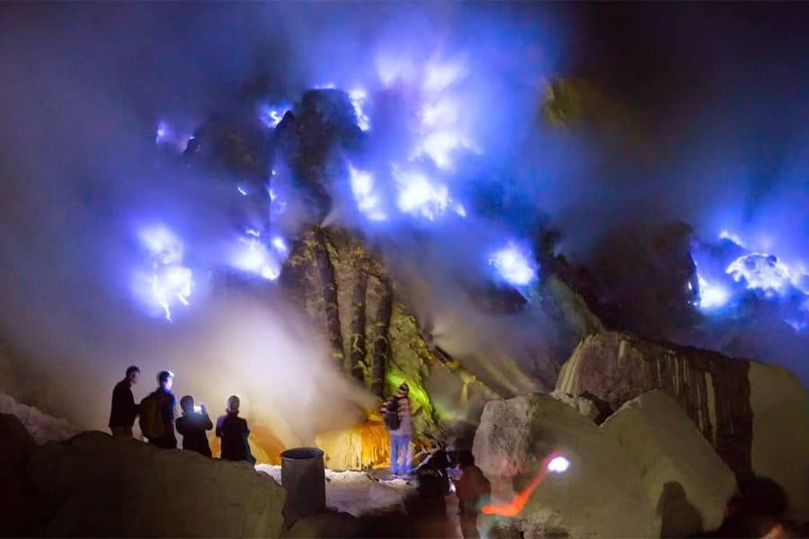 Ijen Plateau - bali 15 days package