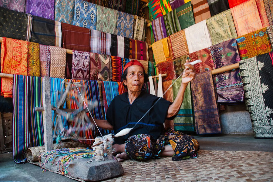 Indonesia Souvenirs Things to Buy in Indonesia