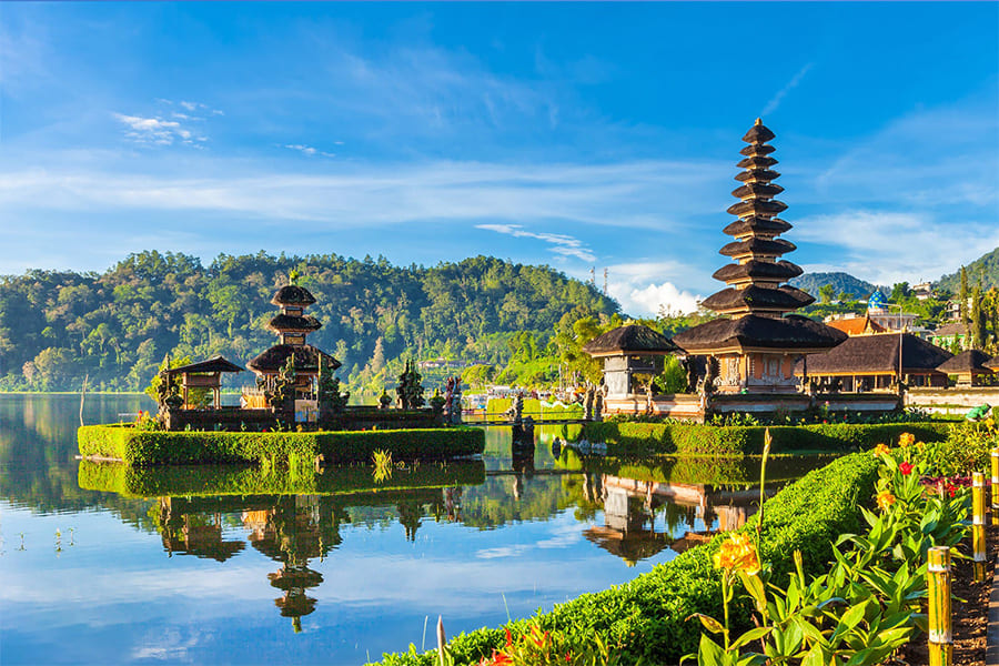 Indonesia must visit attractions
