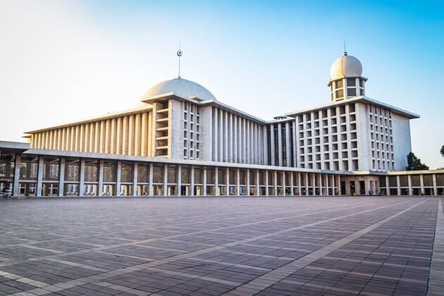 Istiqlal Mosque - beautiful spot for jakarta tour