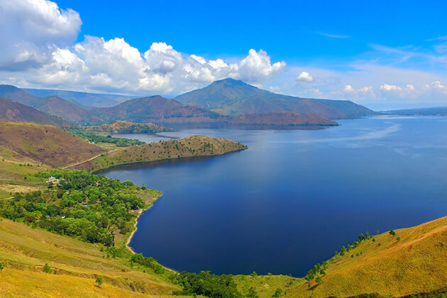Lake Toba - must see spot for indonesia trip