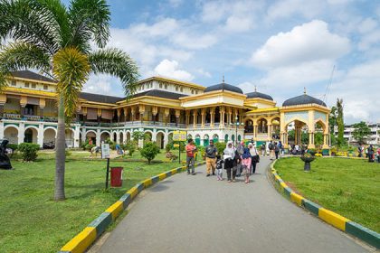 Maimun Palace - attraction for indonesia adventure trip