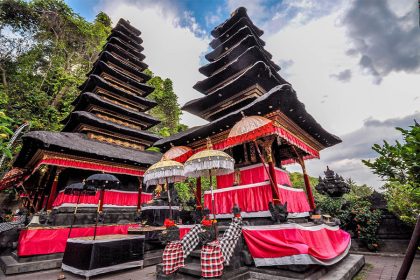 Meru Temple - tailor made vacations lombok