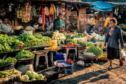 Pasar Kebon Roek's traditional market - 9-day indonesia tour
