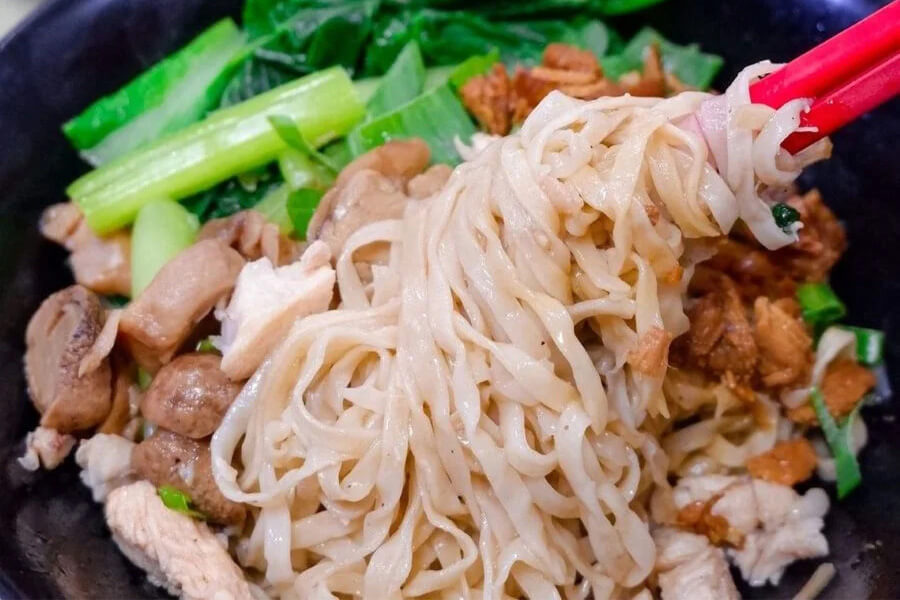 Street Food Tour in Pasar Baru - things to do and see in jakarta travel packages