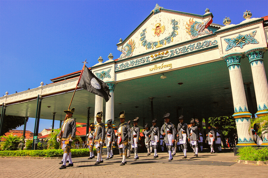 Sultan’s Palace (Kraton) - things to do and see in indonesia trip package