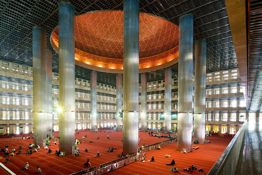 Tour Istiqlal Mosque - things to do in jakarta travel packages