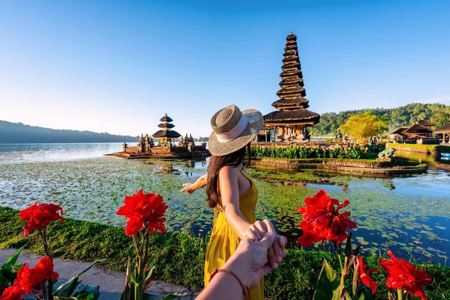 What Not to Do in Indonesia Cultural Mistakes to Avoid