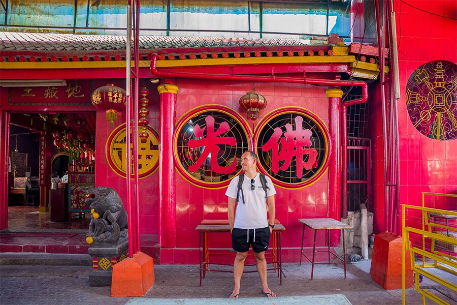 chinatown in indonesia - jakarta day tours