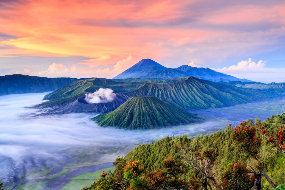 Indonesia climate guide during Indonesia trip packages