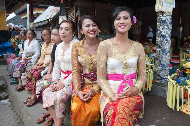 Indonesian Dresses