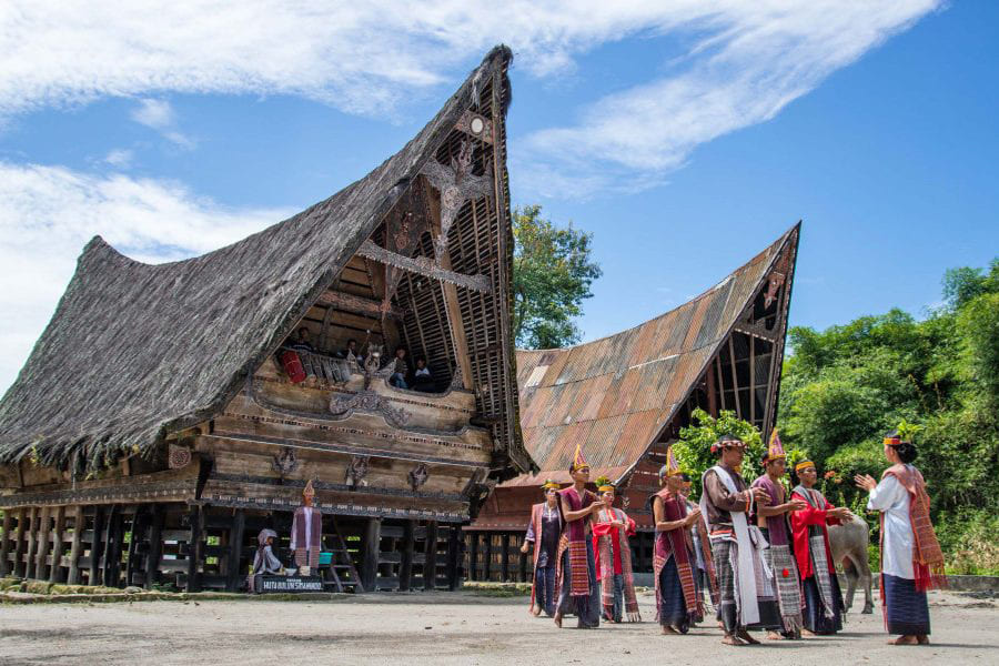 traditional Batak Toba houses - 10 day indonesia itinerary