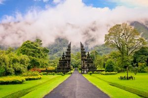 travel indonesia tours with confidence